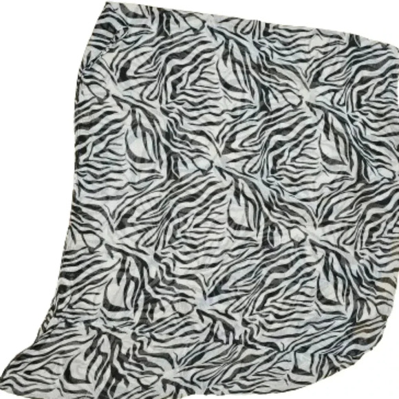 Zebra Print Infinity Scarf - Picture 4 of 4
